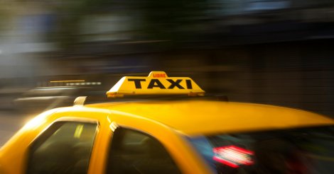 Taksi Ücreti Hesaplama: Mesafe ve Zaman Bazlı Ücretler