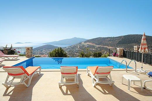 Antalya Kalakan'da özel havuzlu lüks villa
