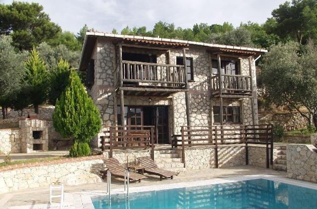 Antalya Kalkan'da özel havuzlu lüks villa