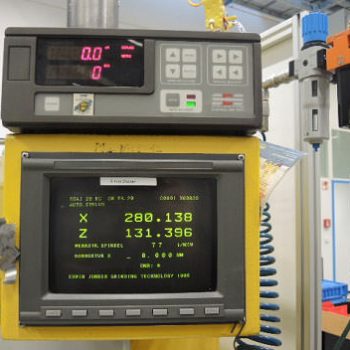 CNC Universal Silindir Taşlama Tezgahı