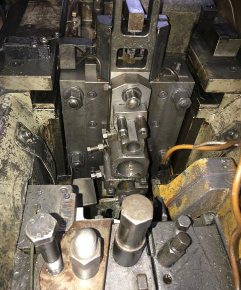 Çok Vuruşlu Cıvata Pim Perçin Makinesi