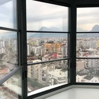 Giyotin Cam Balkon
