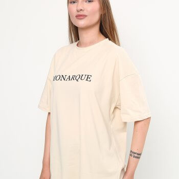 Women's T-shirt Studio Photo Shoot | Make a Difference in Your Online Store!