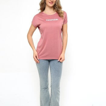 Women's T-shirt Studio Photo Shoot | Make a Difference in Your Online Store!