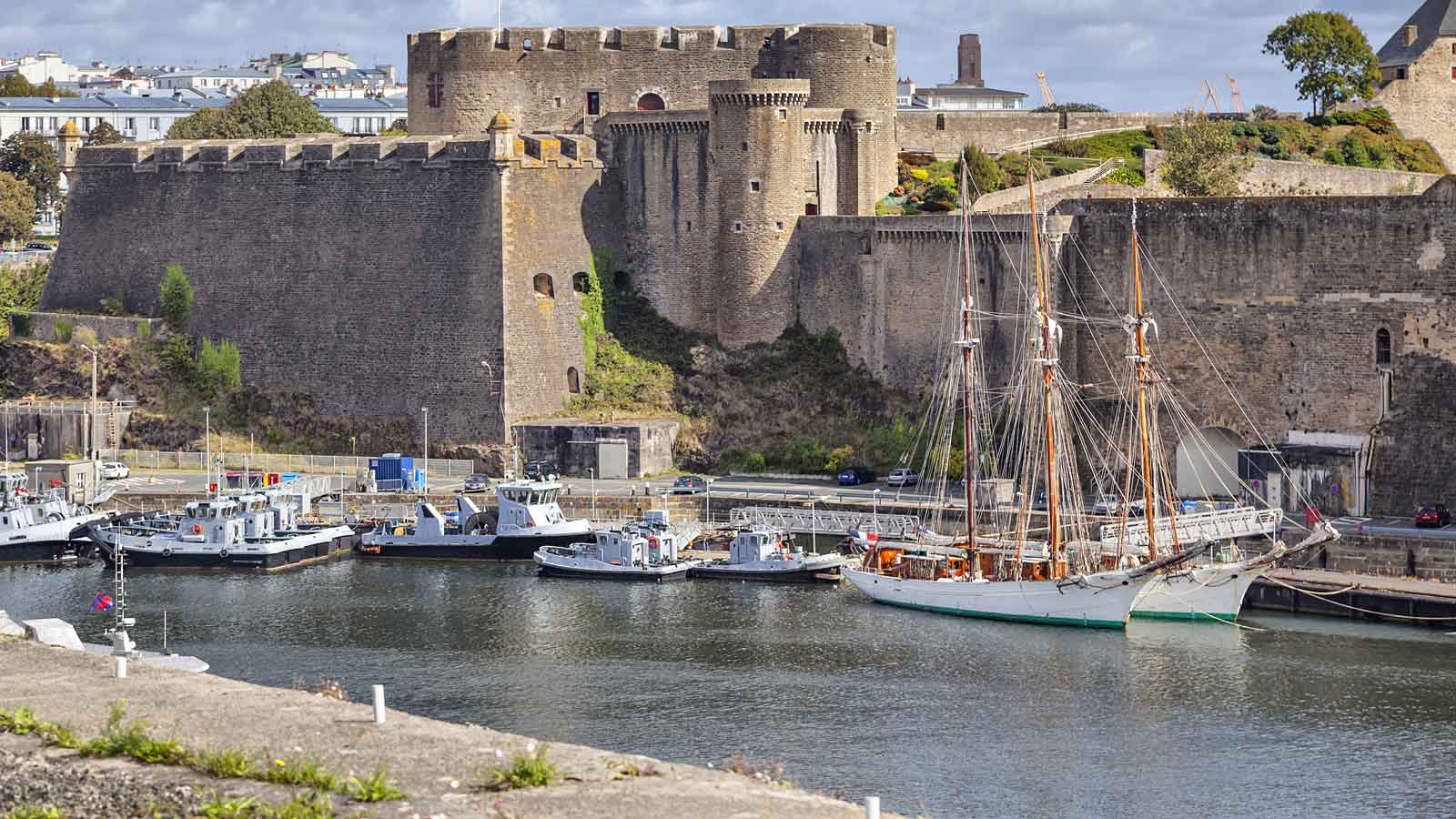 Brest'teki (Fransa) Türk Firmaları