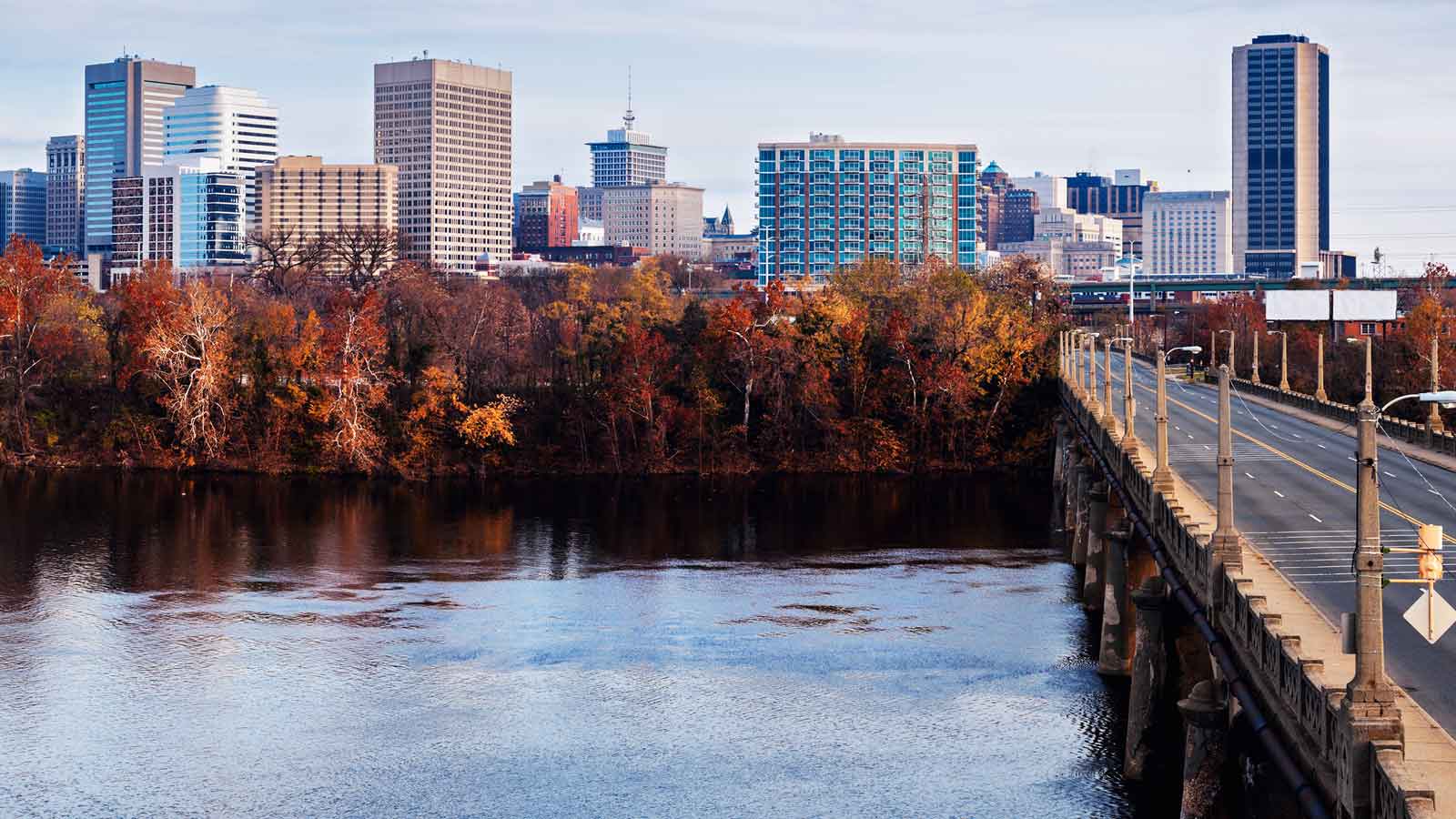 Richmond'daki Türk Firmaları