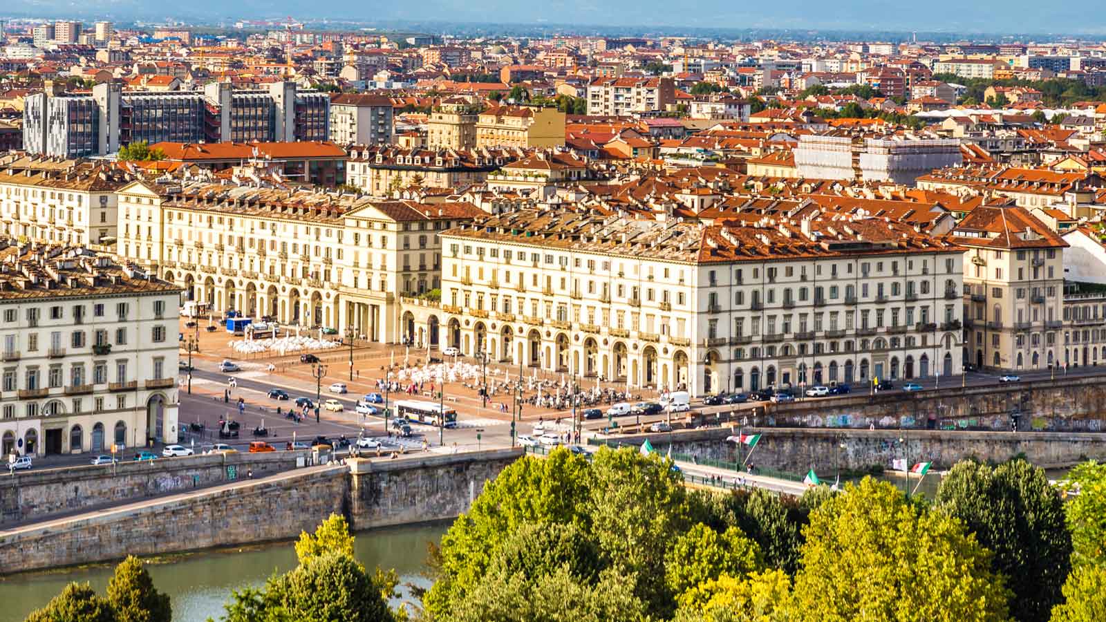 Turin'deki Türk Firmaları