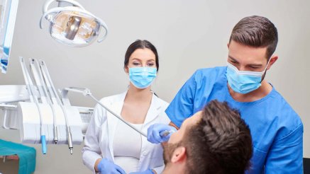 Amerika'daki Türk Diş Hekimleri