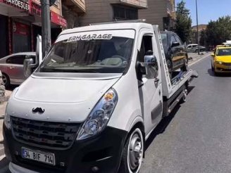 Gerçek Professioneller Abschleppdienst und Fahrzeugbergung in Esenler, Istanbul